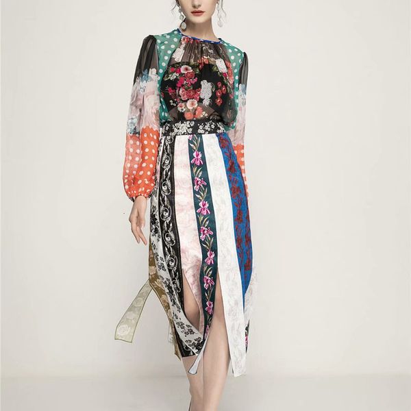 spring retro style printing sleeves self-cultivation blouse cleft temperament half skirt quality, Black
spring retro style printing sleeves self-cultivation blouse cleft temperament half skirt quality, Black