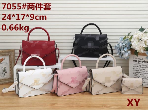 small bag female 2021 new trend fashion go with ins single shoulder cross-body bag female net red texture foreign small square bag
small bag female 2021 new trend fashion go with ins single shoulder cross-body bag female net red texture foreign small square bag