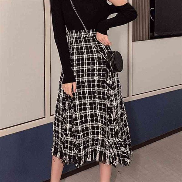 black white plaid tweed skirts spring and autumn women's ladies high waist vintage elegant woolen tassels skirt 210520
black white plaid tweed skirts spring and autumn women's ladies high waist vintage elegant woolen tassels skirt 210520