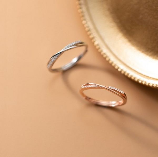 s925 silver ring designer women's row drill lines sweet and simple small fresh hand ornaments
s925 silver ring designer women's row drill lines sweet and simple small fresh hand ornaments
