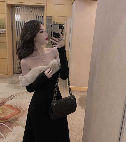 dress female off shoulder collar low cut lady dress women fashion style spring autumn fur collar elegant black skirt 210528, Black;gray
dress female off shoulder collar low cut lady dress women fashion style spring autumn fur collar elegant black skirt 210528, Black;gray