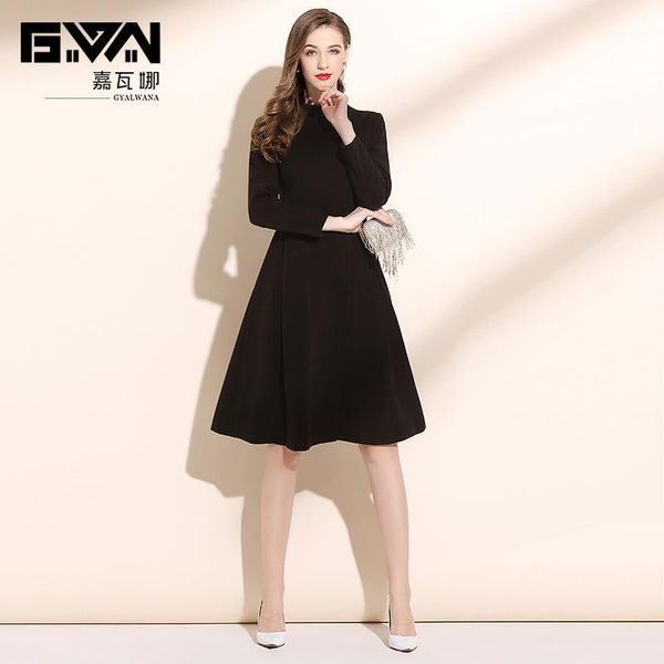 autumn and winter black dress foreign style cardigan temperament knee length a-line female, Black;gray
autumn and winter black dress foreign style cardigan temperament knee length a-line female, Black;gray