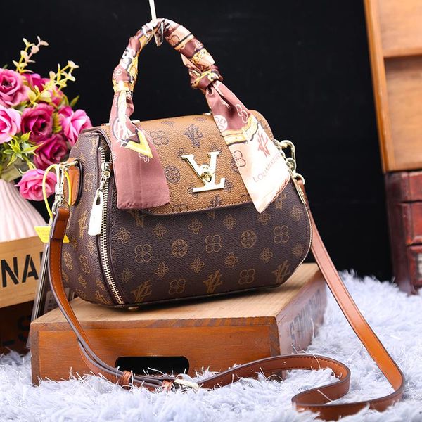 evening bags real leather women bucket bag with lid 2021 fashion retro western style silk scarf handbags casual all-match messenger bols
evening bags real leather women bucket bag with lid 2021 fashion retro western style silk scarf handbags casual all-match messenger bols