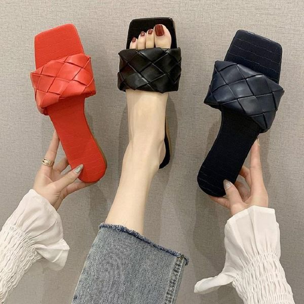 summer 2021 comfortable female sandals red leather slippers for women casual open toe flat heel outside, Black 
summer 2021 comfortable female sandals red leather slippers for women casual open toe flat heel outside, Black