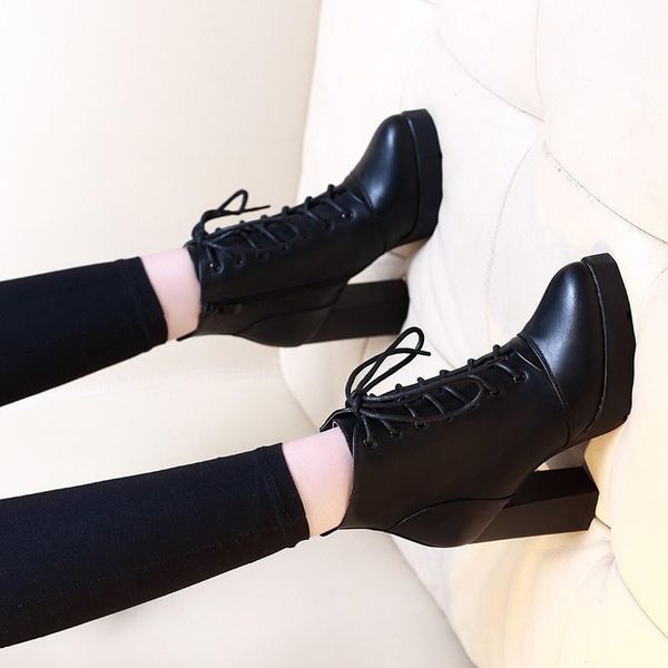 boots women's in autumn and winter 2021 short high heels lace up waterproof platform comfortable medium, Black
boots women's in autumn and winter 2021 short high heels lace up waterproof platform comfortable medium, Black