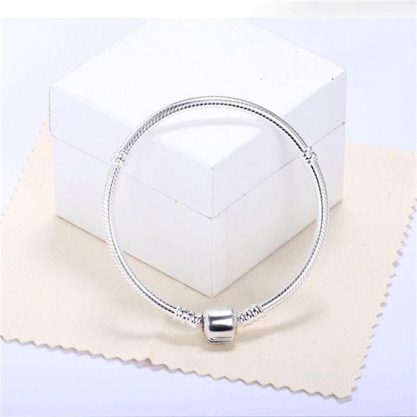 100% s925 classic 3mm snake chain bracelet fit pandora charm beads bangle ladys bracelets jewelry for women with original box, Golden;silver
100% s925 classic 3mm snake chain bracelet fit pandora charm beads bangle ladys bracelets jewelry for women with original box, Golden;silver