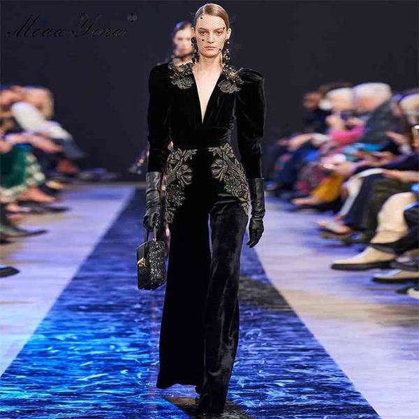 moaayina spring summer designer womens v-neck long sleeve gold line embroidery velvet jumpsuits, Black;white
moaayina spring summer designer womens v-neck long sleeve gold line embroidery velvet jumpsuits, Black;white