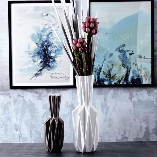 vases 2021 product vase for wedding decoration home accessories chinese porcelain gift
vases 2021 product vase for wedding decoration home accessories chinese porcelain gift