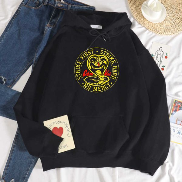 women's neck ras hoodie, oversized clothing, printed with cobra kai film, fashionable, simple and warm, Black
women's neck ras hoodie, oversized clothing, printed with cobra kai film, fashionable, simple and warm, Black