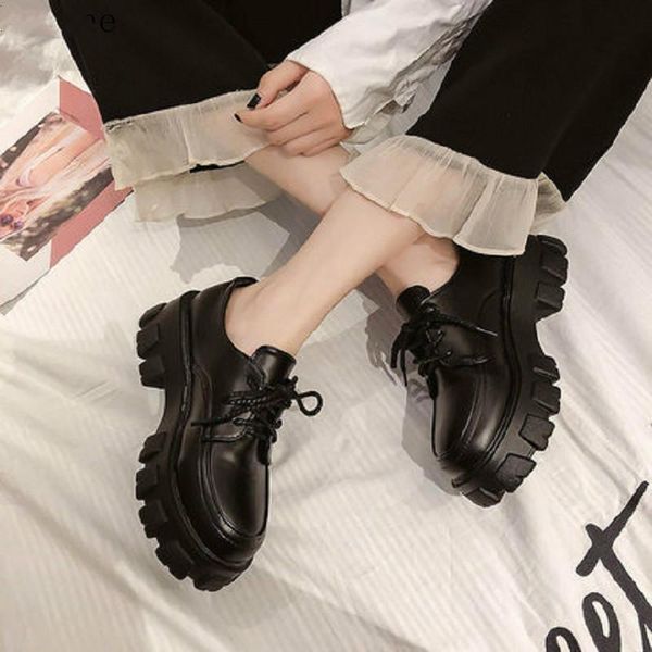 dress shoes small leather female 2021 wild thick high heel retro black work spring and autumn sponge cake low single
dress shoes small leather female 2021 wild thick high heel retro black work spring and autumn sponge cake low single