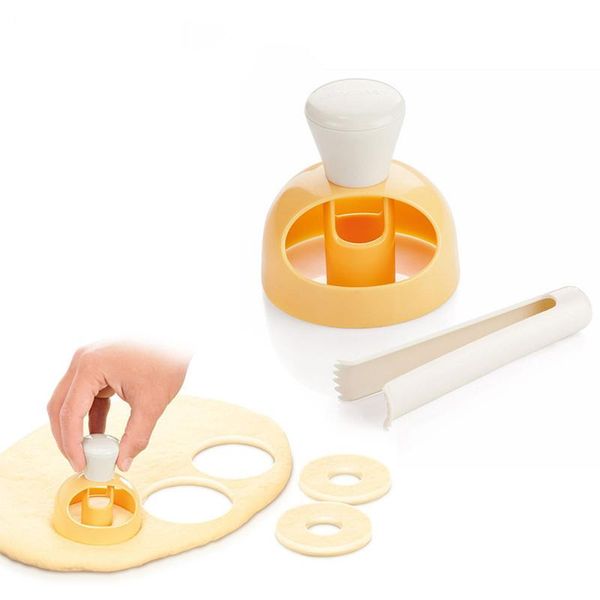 cake tools grade abs donut mold baking bakeware hollow decorating desserts bread cutter maker mould
cake tools grade abs donut mold baking bakeware hollow decorating desserts bread cutter maker mould