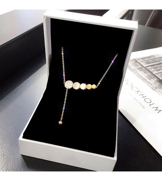 gold disc fritillaria pendant necklace women's trendy titanium steel design sense clavicle temperament personality fashion neck chain, Silver
gold disc fritillaria pendant necklace women's trendy titanium steel design sense clavicle temperament personality fashion neck chain, Silver