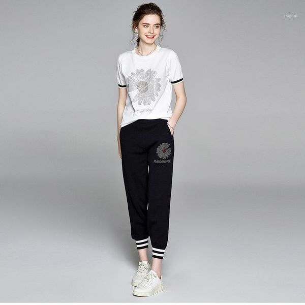 mini daisy drill ice silk women's suit 2 piece outfits for women sweat set womens tracksuit two dress, White
mini daisy drill ice silk women's suit 2 piece outfits for women sweat set womens tracksuit two dress, White