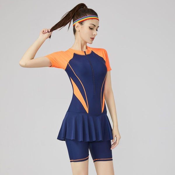 two-piece suits women's swimsuit 2021 sunscreen one-piece skirt conservative covering belly thin zipper korean sports spring swimwear
two-piece suits women's swimsuit 2021 sunscreen one-piece skirt conservative covering belly thin zipper korean sports spring swimwear