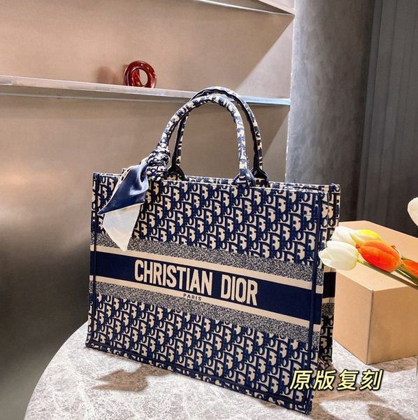 2021 bag party star style luxury shoulder messenger crossbody women hand fashion bags handbags handbag -d4853, Red;black
2021 bag party star style luxury shoulder messenger crossbody women hand fashion bags handbags handbag -d4853, Red;black