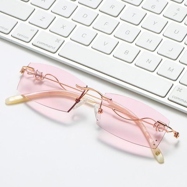 sunglasses luxury diamond cut reading glasses women rimless rose gold alloy ultralight grace anti blu faitgue +1 +1.5 +2 +2.5 +3 to +4, White;black
sunglasses luxury diamond cut reading glasses women rimless rose gold alloy ultralight grace anti blu faitgue +1 +1.5 +2 +2.5 +3 to +4, White;black