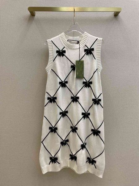 dress 21 spring and summer three-dimensional bowknot cotton sweater series sweet girl style age reducing slim sleeveless, White;black
dress 21 spring and summer three-dimensional bowknot cotton sweater series sweet girl style age reducing slim sleeveless, White;black