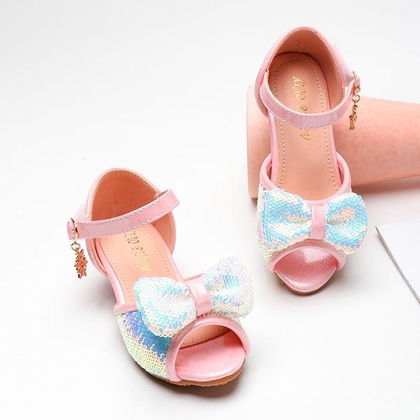 sandals 2021 girls hollow kids princess sequins colorful high heels show bow tie shoes, Black;red
sandals 2021 girls hollow kids princess sequins colorful high heels show bow tie shoes, Black;red