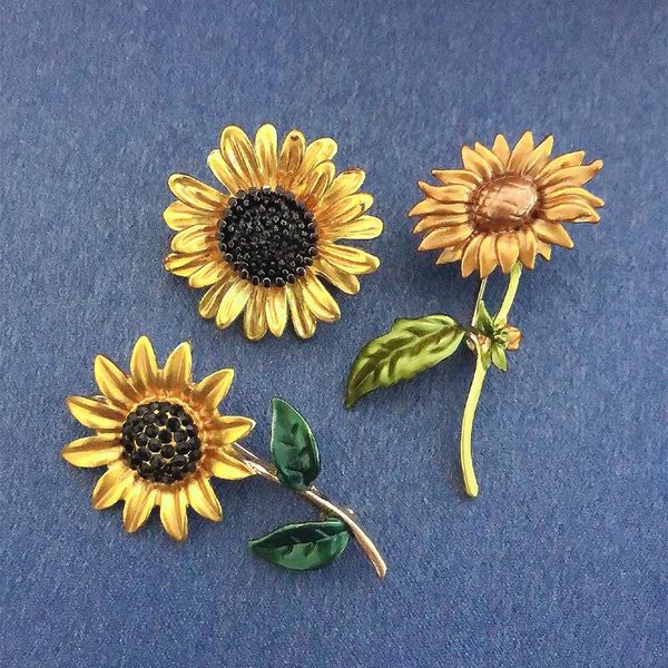 pins, brooches fashion yellow rhinestone sunflower flower brooch female party clothing accessories pin woman gift, Gray
pins, brooches fashion yellow rhinestone sunflower flower brooch female party clothing accessories pin woman gift, Gray
