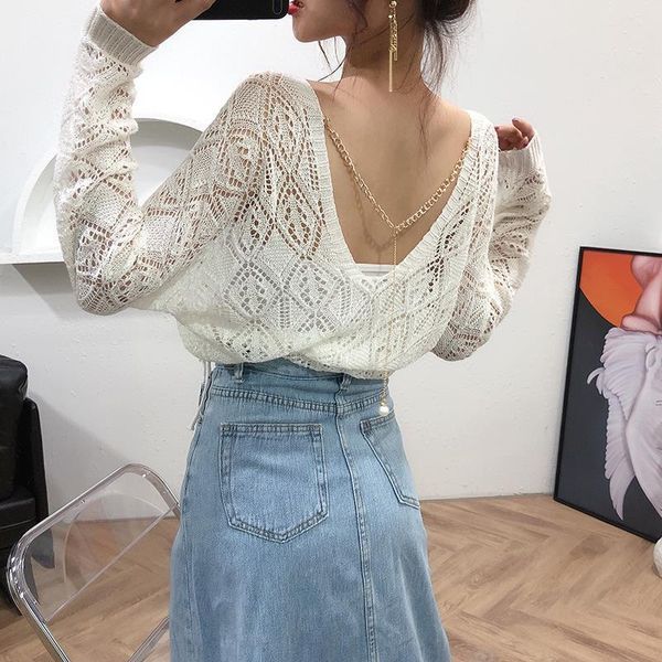 women's t-shirt 2021 autumn solid color open back long sleeve v-neck cover up shirt, White
women's t-shirt 2021 autumn solid color open back long sleeve v-neck cover up shirt, White