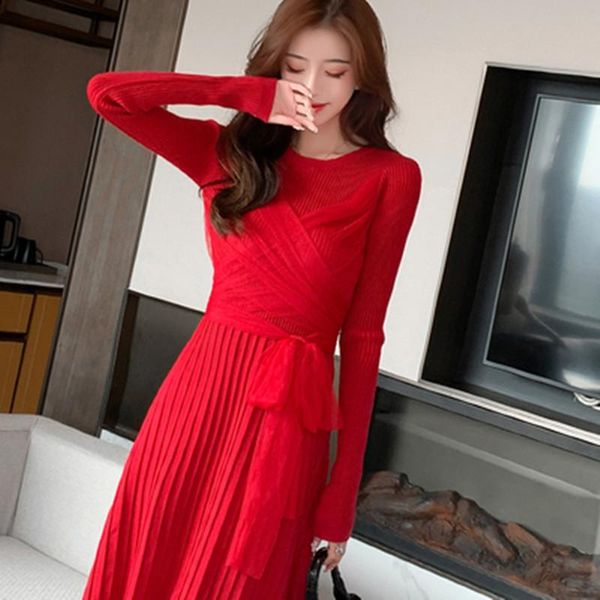 casual dresses fashion women's o collar knitting autumn winter elegant long sleeve designer lace bow up slim sweater dress, Black;gray
casual dresses fashion women's o collar knitting autumn winter elegant long sleeve designer lace bow up slim sweater dress, Black;gray