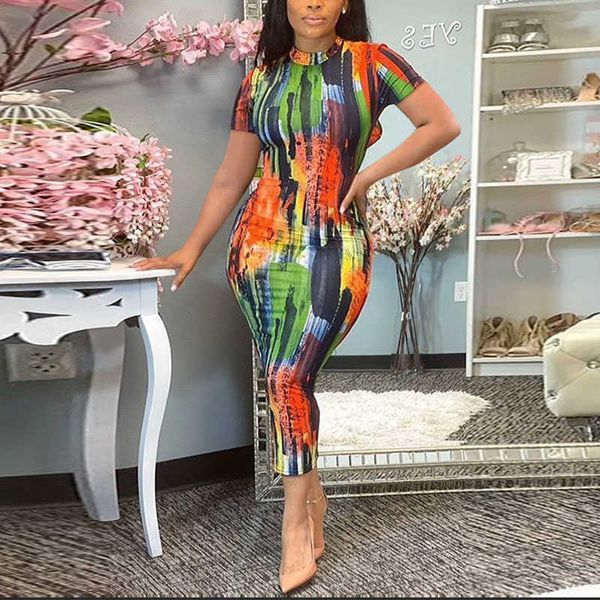 short sleeve abstract color printed bodycon midi dress 210702, Black;gray
short sleeve abstract color printed bodycon midi dress 210702, Black;gray