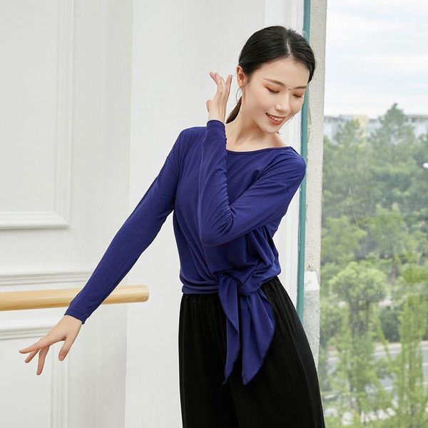 yoga outfit female autumn winter modern dance practice long-sleeved loose soft modal body wear classical performance clothes
yoga outfit female autumn winter modern dance practice long-sleeved loose soft modal body wear classical performance clothes