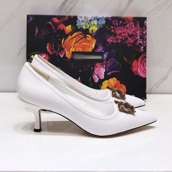 2021 good quality fashion women luxurys designers shoes designer sandals womens luxury high heels sandal dress shoess with box size 35-41 -b, Black
2021 good quality fashion women luxurys designers shoes designer sandals womens luxury high heels sandal dress shoess with box size 35-41 -b, Black