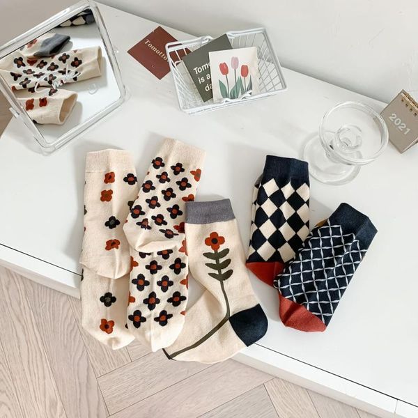 men's socks 1 pair and women's hit color autumn winter retro plaid tube british style checkerboard trendy, Black
men's socks 1 pair and women's hit color autumn winter retro plaid tube british style checkerboard trendy, Black