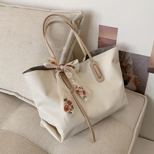 niche design simple bag female 2021 fashion high-end large-capacity shoulder versatile tote underarm width: 48cm bags
niche design simple bag female 2021 fashion high-end large-capacity shoulder versatile tote underarm width: 48cm bags