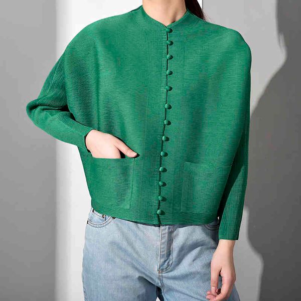 women's blouses & shirts deat spring summer stand collar long sleeve black loose pleated stitch temperament shirt women blouse fashion, White
women's blouses & shirts deat spring summer stand collar long sleeve black loose pleated stitch temperament shirt women blouse fashion, White