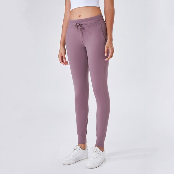 luxury women's tracksuits yoga cloth 2021 autumn winter frosted yoga pants female quick drying elastic fitns slim fit leggings sports p, Gray
luxury women's tracksuits yoga cloth 2021 autumn winter frosted yoga pants female quick drying elastic fitns slim fit leggings sports p, Gray