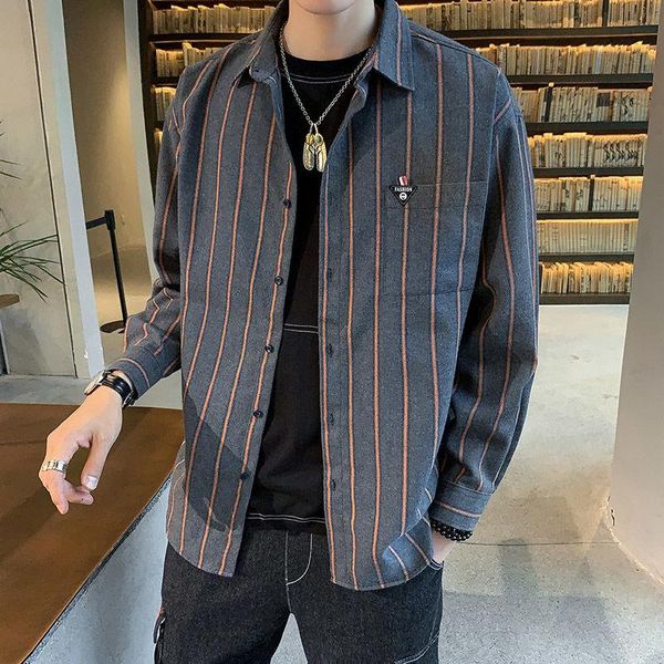 men's casual shirts button long sleeve large size loose jackets handsome fashion streetwear, White;black
men's casual shirts button long sleeve large size loose jackets handsome fashion streetwear, White;black