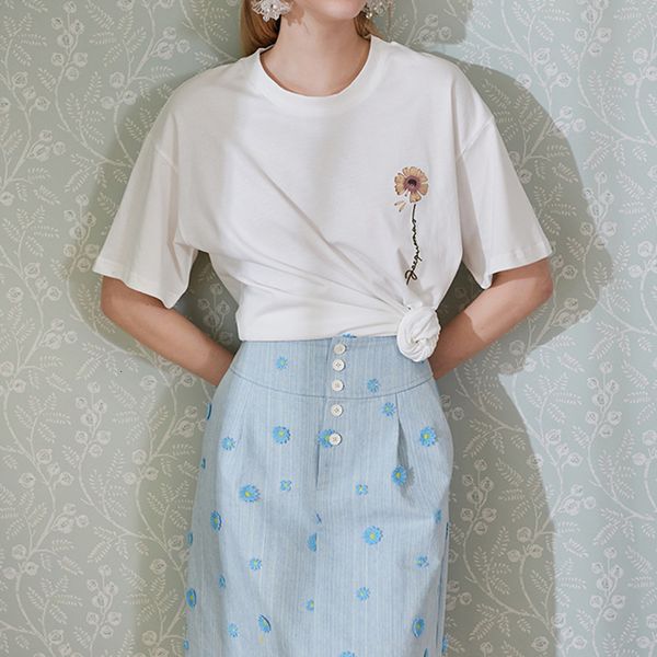 women's t-shirt summer women and men t-shirt floral print short-sleeved embroidery two color o-neck loose wild ladies simple, White
women's t-shirt summer women and men t-shirt floral print short-sleeved embroidery two color o-neck loose wild ladies simple, White