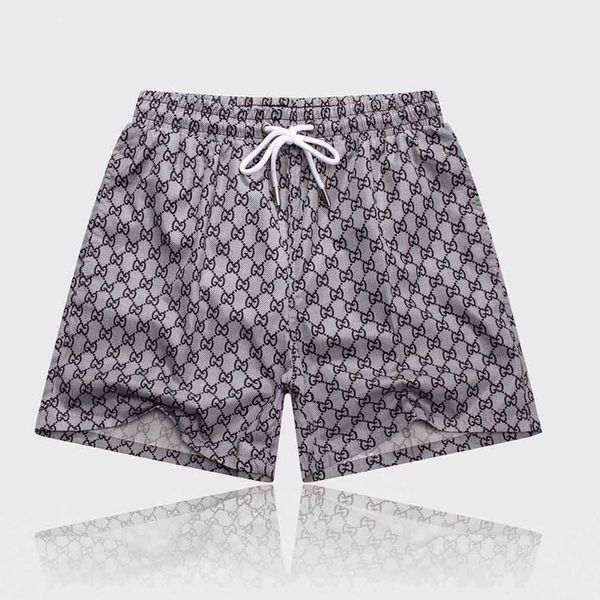 2021 luxury designer waterproof fabric wholesale summer men's shorts brand clothing swimwear nylon beach pants swimming board shorts sp, White;black
2021 luxury designer waterproof fabric wholesale summer men's shorts brand clothing swimwear nylon beach pants swimming board shorts sp, White;black