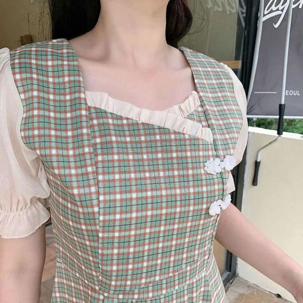 dress women's summer plaid french square neck bubble sleeve show thin chinese style skirt small cheongsam, Black;gray
dress women's summer plaid french square neck bubble sleeve show thin chinese style skirt small cheongsam, Black;gray