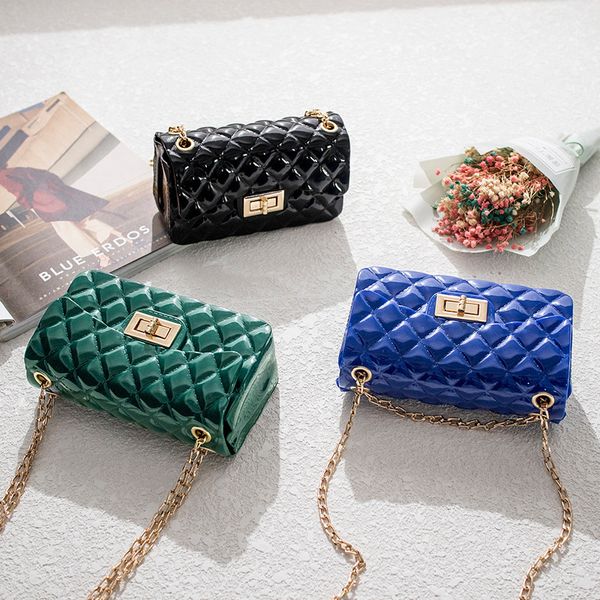 wallet 2021 spring and summer xiaoxiang korean version lingge chain bag pearl jelly one shoulder mini leisure slant span, Red;black
wallet 2021 spring and summer xiaoxiang korean version lingge chain bag pearl jelly one shoulder mini leisure slant span, Red;black
