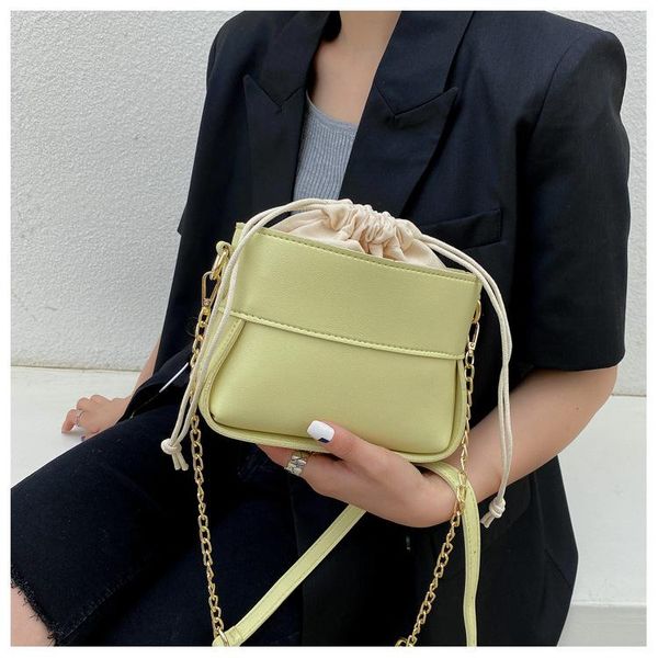 evening bags 2021 designer chain drawstring bucket bag for women pu leaather handbags ladies shoulder female crossbody massage
evening bags 2021 designer chain drawstring bucket bag for women pu leaather handbags ladies shoulder female crossbody massage