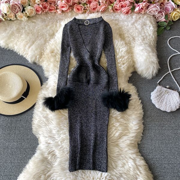 2021 Autumn Winter Women Shining Knitted Sweater Dress Hollow Out V-neck Halter Bodycon Dress Red Christmas Party Dress, Black;gray
2021 Autumn Winter Women Shining Knitted Sweater Dress Hollow Out V-neck Halter Bodycon Dress Red Christmas Party Dress, Black;gray