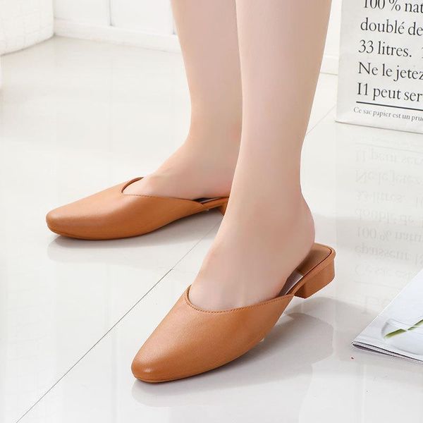 summer latest ladies slippers baotou casual shoes wear non-slip student fashion beach sandals and1, Black
summer latest ladies slippers baotou casual shoes wear non-slip student fashion beach sandals and1, Black