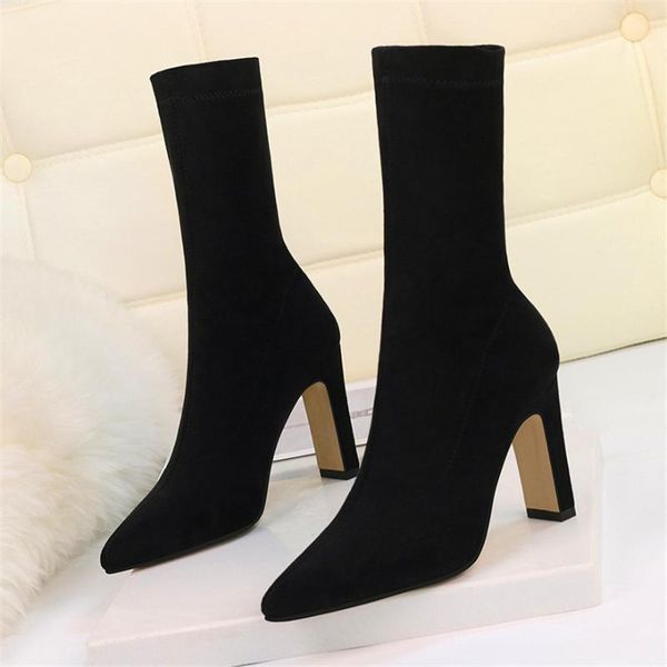 pointed toe woman fashion elastic short boots autumn chunky high heels party women pumps stretch solid black flock boot
pointed toe woman fashion elastic short boots autumn chunky high heels party women pumps stretch solid black flock boot