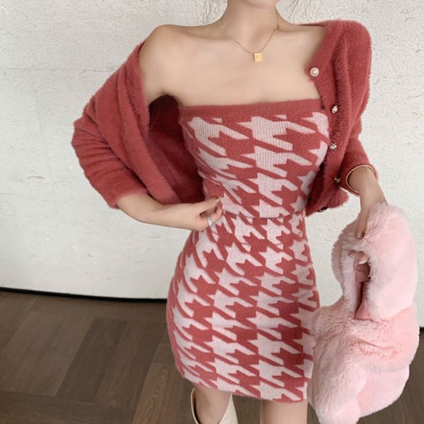 skirts houndstooth mesh 3 piece ribbonless vison cardigan set harvesting high waist bodycon skirt women's fashionable clothes, Black
skirts houndstooth mesh 3 piece ribbonless vison cardigan set harvesting high waist bodycon skirt women's fashionable clothes, Black