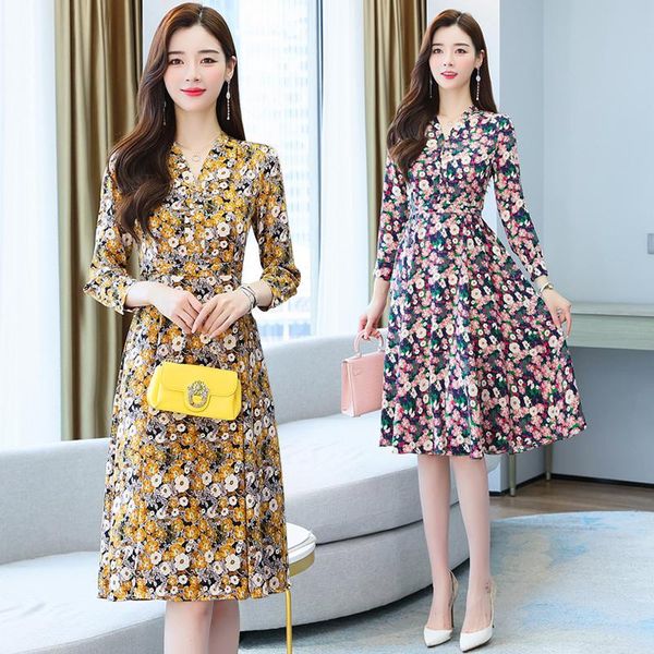 casual dresses women boho beach floral dress summer fashion elegant v neck long sleeves high waist holiday printed robe vestidos 2021, Black;gray
casual dresses women boho beach floral dress summer fashion elegant v neck long sleeves high waist holiday printed robe vestidos 2021, Black;gray