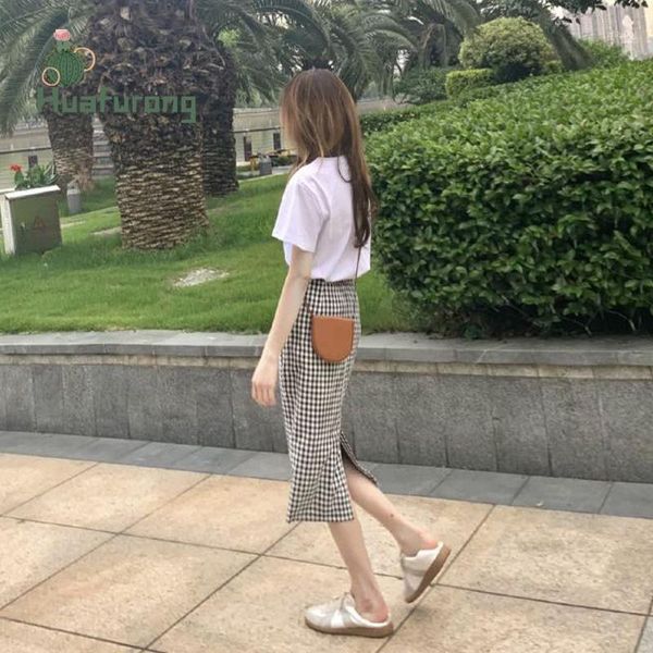 two piece dress 2021 summer women's white and plaid suit nature casual professional two-piece women wearing
two piece dress 2021 summer women's white and plaid suit nature casual professional two-piece women wearing