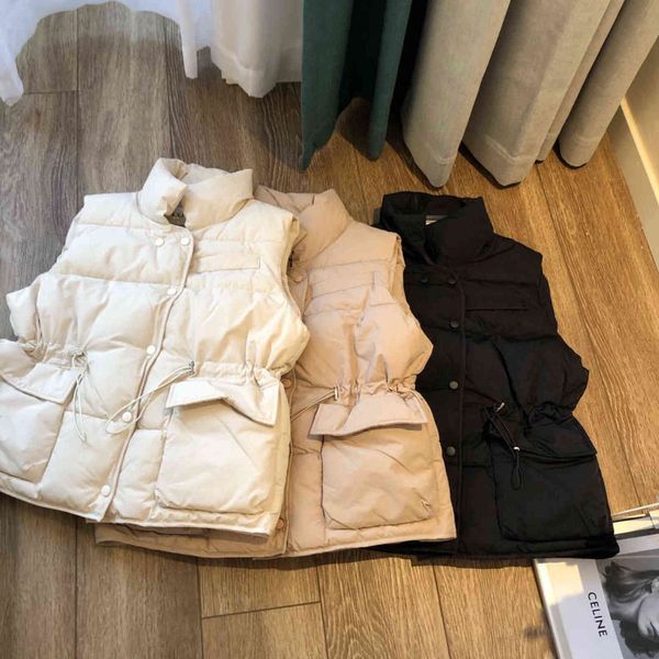 korean loose down cotton vest et women wear short and versatile waistcoat in winter, Black;white
korean loose down cotton vest et women wear short and versatile waistcoat in winter, Black;white