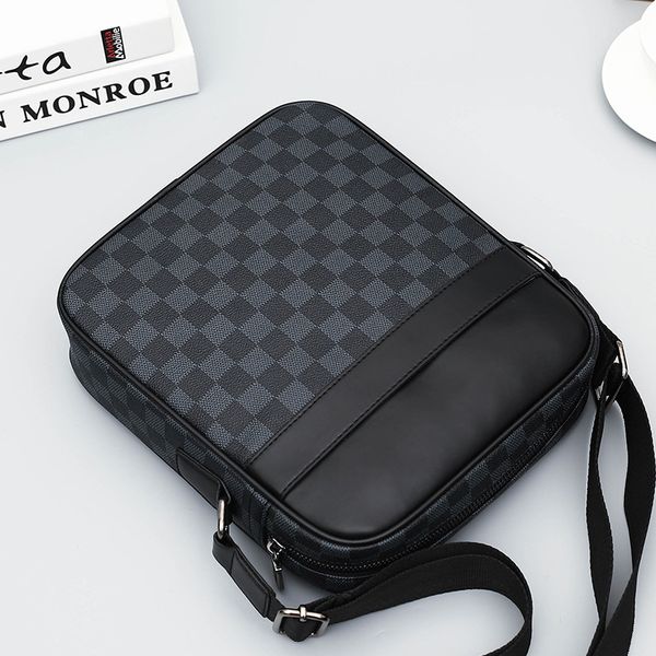 bags handbags handbag lattice men's single shoulder messenger small business leisure tide brand horizontal large capacity, Black;red
bags handbags handbag lattice men's single shoulder messenger small business leisure tide brand horizontal large capacity, Black;red