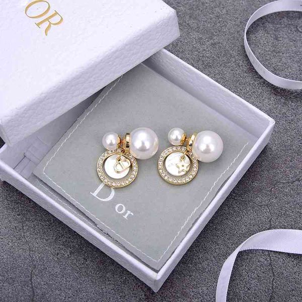 75%off outlet new star round female family white fritillaria tassel size pearl earrings, Silver
75%off outlet new star round female family white fritillaria tassel size pearl earrings, Silver