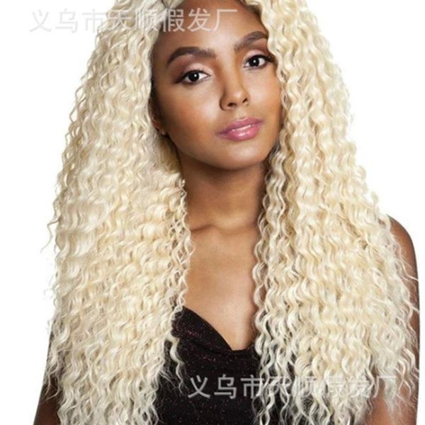 small 2021 fluffy long black hand curly hair rose net chemical fiber wig, Black;brown
small 2021 fluffy long black hand curly hair rose net chemical fiber wig, Black;brown