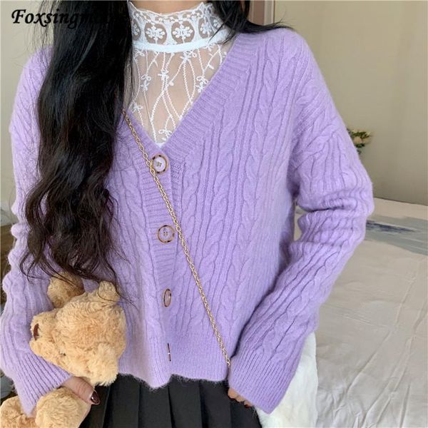 women's knits & tees ladies winter sweater 2021 knitted cardigans women v-neck long sleeve single breaster female solid sweaters sueter, White
women's knits & tees ladies winter sweater 2021 knitted cardigans women v-neck long sleeve single breaster female solid sweaters sueter, White