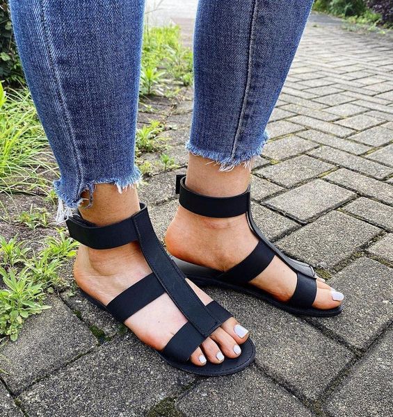 sandals women retro flat summer fashion ladies round head outdoor beach shoes for woman open toe plus size black white o6w8
sandals women retro flat summer fashion ladies round head outdoor beach shoes for woman open toe plus size black white o6w8